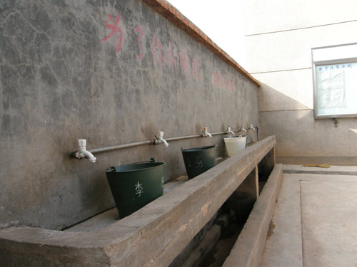图片来源:http://i1.itc.cn/20080603/60c_e7fcd80c_9af7_4791_ab17_5e6d447f8132_1.jpg