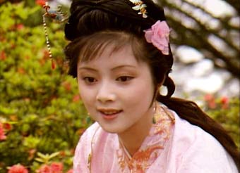 42岁"薛宝钗"张莉写真曝光 依然妩媚不见老态(图)