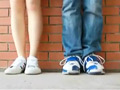 Ů�˵�һ��������һ˫Ь�𣡣����а��Ķ�Ƭ