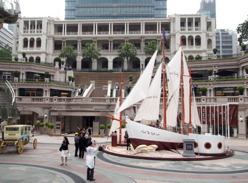 1881 Heritage大型欧陆式古典木船扬帆迎夏日