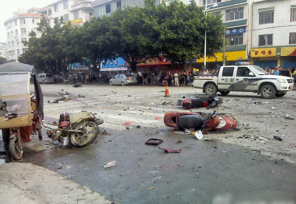 桂林八里街爆炸图片