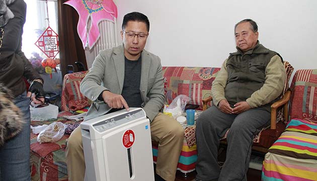 新闻当事人李阳