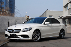 奔驰C级AMG