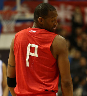 cba官网新闻 青岛双星 麦蒂征战cba新闻  (搜狐体育 杨凯 北京报道)