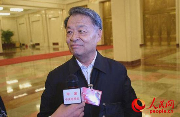 交通部部长杨传堂杨部长表示,目前,"专车"还没有纳入到运营的规划中去